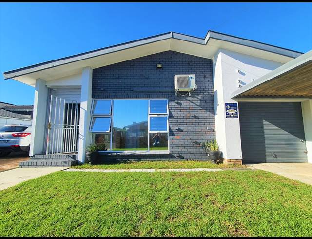 3 BEDROOM HOUSE FOR SALE IN TOWNSEND ESTATE